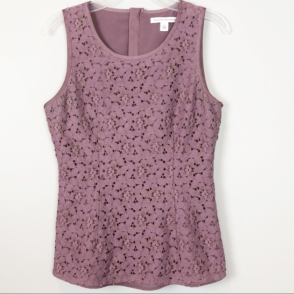 Women’s Banana Republic Dressy sleeveless Top 0
